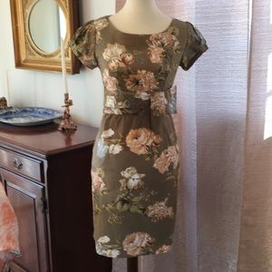 Floral Shift Dress with Capped Puffed Sleeves
